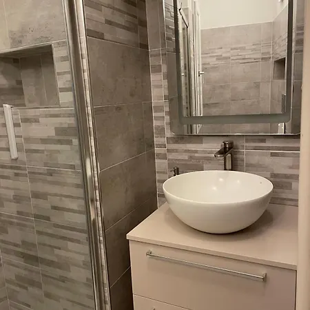 Dimora Sogni D'acqua Apartment *